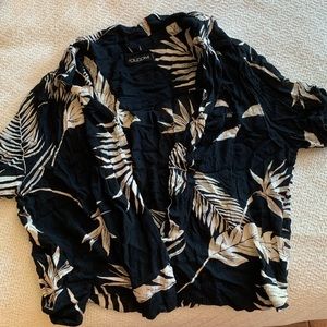 Volcom button up Hawaiian crop shirt